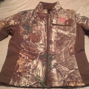 Real tree soft shell jacket